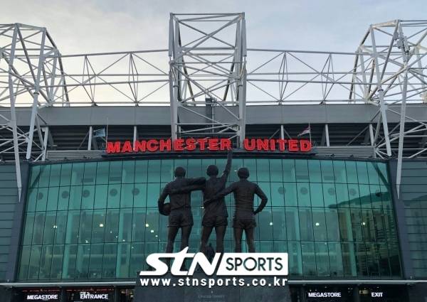 플레처가 헌신한 맨유. 그 홈구장 올드 트래포드