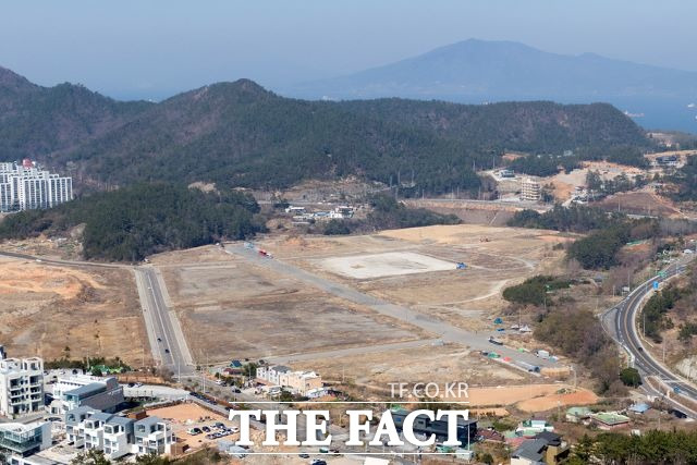 여수시가 최근 돌산 상포지구 공유수면 매립사업자인 삼부토건을 상대로 허가조건 이행 등을 청구하는 소송을 제기했다. /여수시 제공