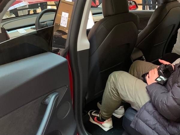 테슬라 모델Y 뒷좌석./변지희 기자