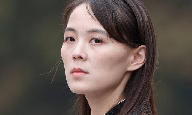 사진은 김여정 당시 제1부부장이 2019년 3월2일 베트남 호찌민의 묘소 헌화식에 참석한 모습. 평양=AP/뉴시스