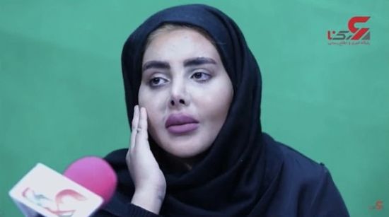 이란의 한 국영 방송사 프로그램에 출연한 그녀의 실제 모습 [이미지출처 = 온라인 커뮤니티 캡처]