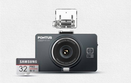 4인치 IPS LCD 패널을 탑재한 현대폰터스의 ‘폰터스 WD700’. 사진 = 현대폰터스 제공