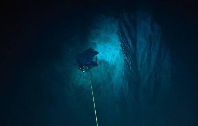 2016년 마리아나 해구 탐사 [미국 국립해양대기청(NOAA) 해양탐사연구소(OER) 제공·재판매 및 DB 금지]