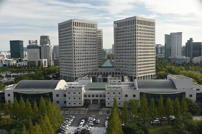 우리나라가 지식재산권분야 글로벌 혁신지수 평가에서 처음으로 10위권에 진입했다. 사진은 특허청이 입주해 있는 정부대전청사 전경. 서울신문 DB