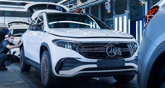 벤츠의 첫 소형 전기 SUV 더 뉴 EQA /메르세데스벤츠