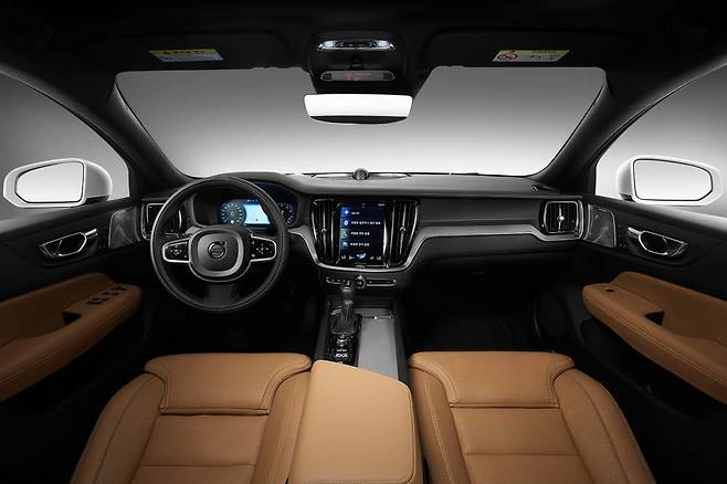 볼보 S60 B5 실내.