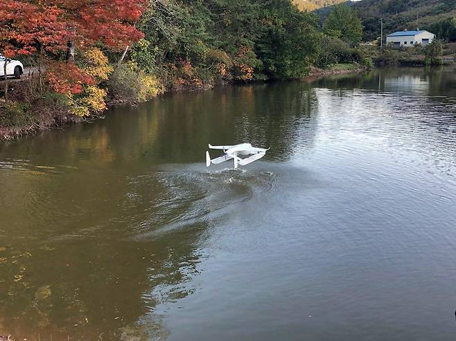 수륙양용 에어택시 스케일 모델 시험비행 [한국세라믹기술원 제공. 재판매 및 DB 금지]