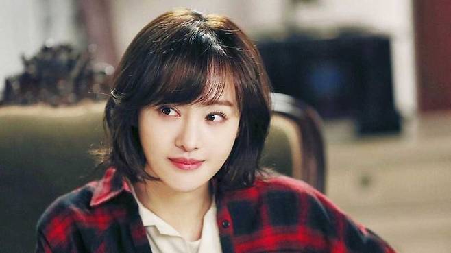 대리모 논란을 촉발시킨 중국 여배우 정솽 (사진=바이두)