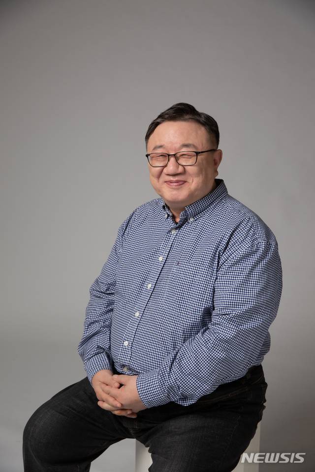 [수원=뉴시스] 강헌 경기문화재단 대표이사. (사진=경기문화재단 제공)