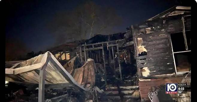 화마에 휩쓸린 리베라 가족 거주 주택 [미국 WBTV뉴스 트위터 캡처·재판매 및 DB 금지]