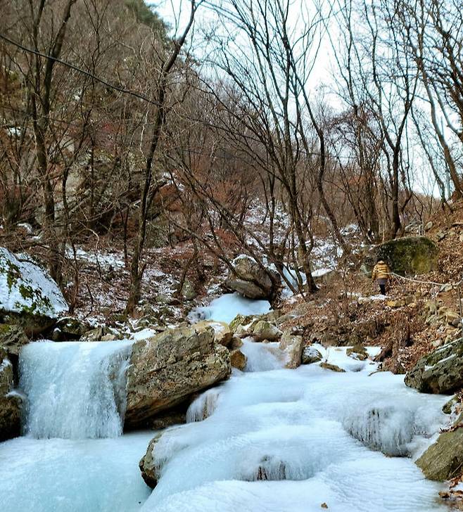 삼악산 등산로