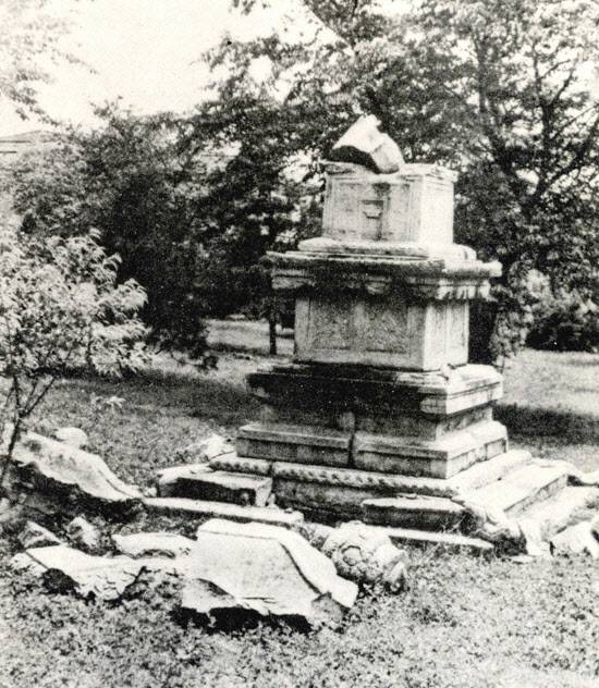 6.25 전쟁 당시 포격으로 부서진 지광국사탑 모습(사진=국립문화재연구소)