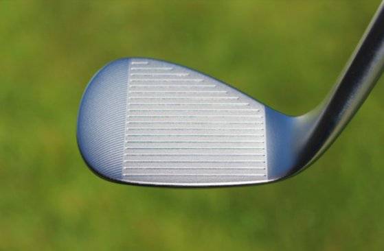 집코어의 페이스. 19개의 선이 그어져 19금 웨지라는 별명도 붙였다. [사진 클리블랜드 골프]