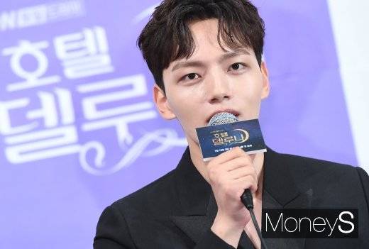 배우 여진구가 tvN '바퀴 달린 집' 시즌2서 하차한다. /사진=장동규 기자