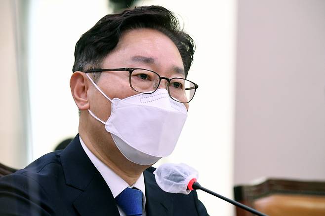 박범계 법무부 장관 후보자가 25일 오전 서울 여의도 국회 법제사법위원회 인사청문회에서 답변하고 있다. [연합]