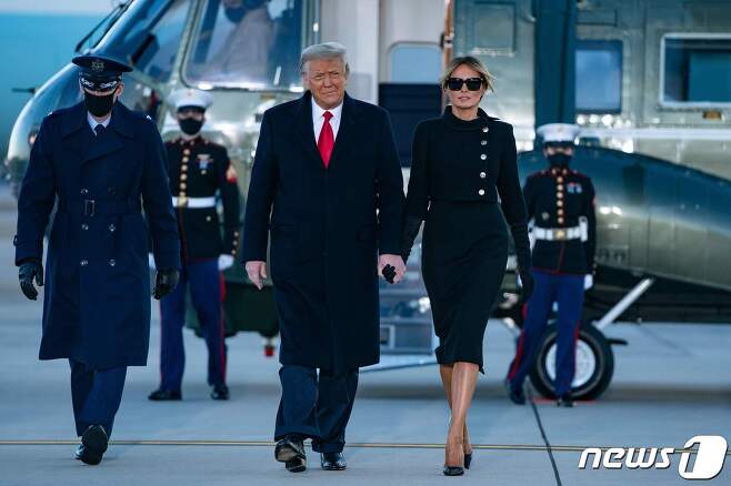 플로리다 마러러고에 도착한 도널드 트럼프 전 미국 대통령.  © AFP=뉴스1
