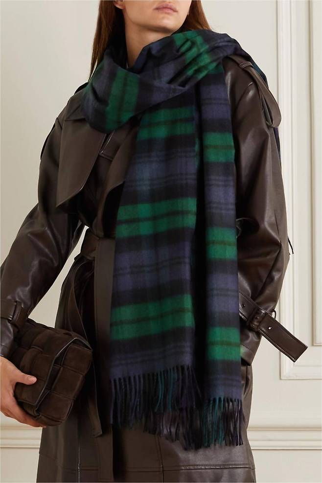 JOHNSTONS OF ELGIN by 네타포르테.