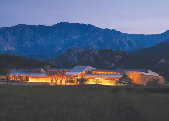 금강산 아난티 골프장 클럽하우스. [사진 아난티]