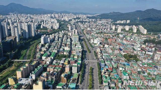 관악대로 전경.