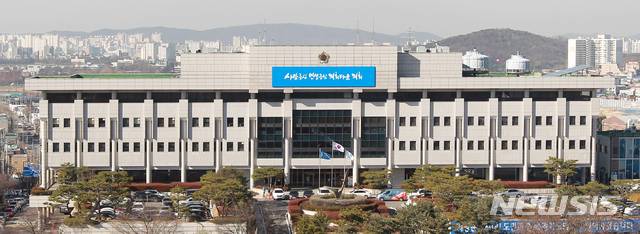 【수원=뉴시스】김경호 기자= 경기도의회 전경.