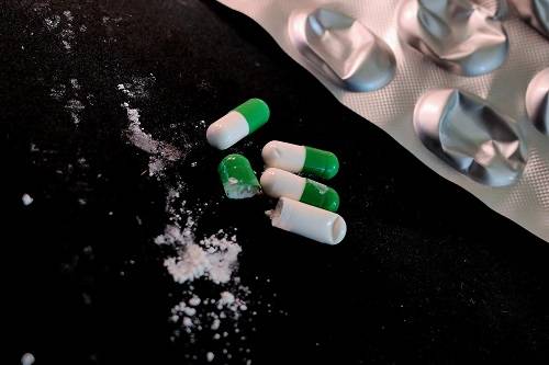 세계보건기구(WHO)는 슈퍼버그로 매년 70만명이 사망하고 대책을 수립하지 않으면 2050년에는 전 세계인구 중 1000만명이 슈퍼버그로 사망할 수 있다고 경고했다.