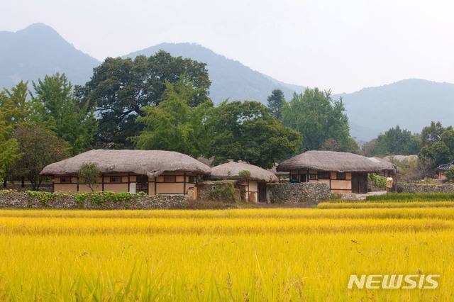 [아산=뉴시스]이종익 기자 = 충남 아산 외암민속마을 전경. 뉴시스DB.