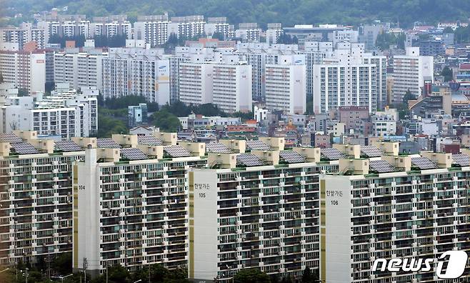 대전 중구 소재 아파트단지. (자료사진, 기사의 내용과 직접관련 없음)© News1 김기태 기자