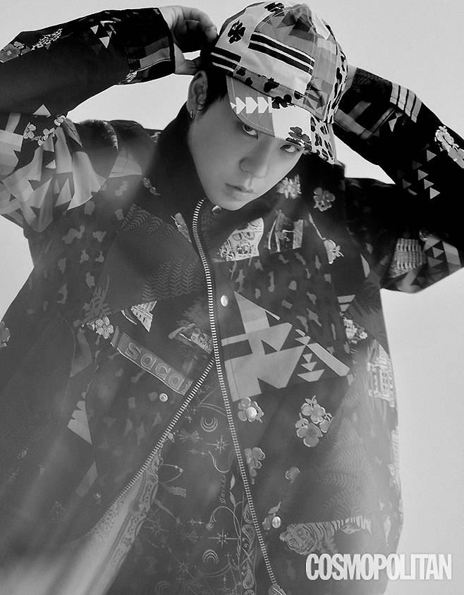 재킷 3백25만원 사카이 by 분더샵. 셔츠 가격미정 칠드런 오브 더 디스코 댄스.