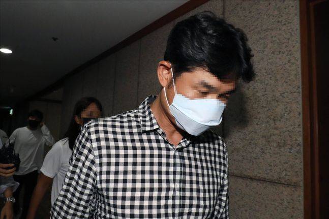 고 최숙현 선수 사망사건과 관련해 가해자로 지목된 경주시청 트라이애슬론팀 김규봉 감독과 장윤정 선수. ⓒ 데일리안 홍금표 기자