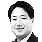 이지문 한국청렴운동본부 이사장·정치학 박사