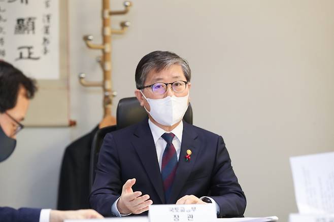 변창흠 국토교통부 장관이 지난달 주택공급 대책 관련 관계기관 회의에서 발언하고 있다. /사진제공=뉴스1