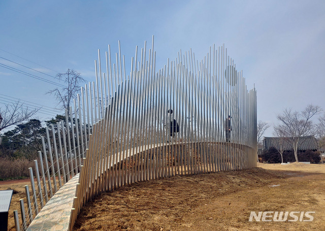 [영암=뉴시스] 영암 '월출산 아트 브릿지'. (사진=영암군 제공) 2021.02.01. photo@newsis.com