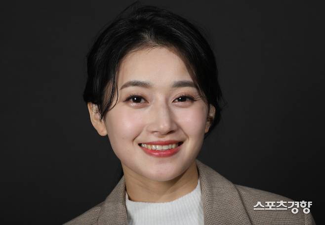 ‘태권소녀’ 배우 태미가 1일 오후 스포츠경향 스튜디오를 찾았다. 태미는  K타이거즈 프로덕션이 제작해 미국 지상파에 방송 예정인  ‘하이스쿨오브좀비’에서 주연을 맡았다./박민규 선임기자