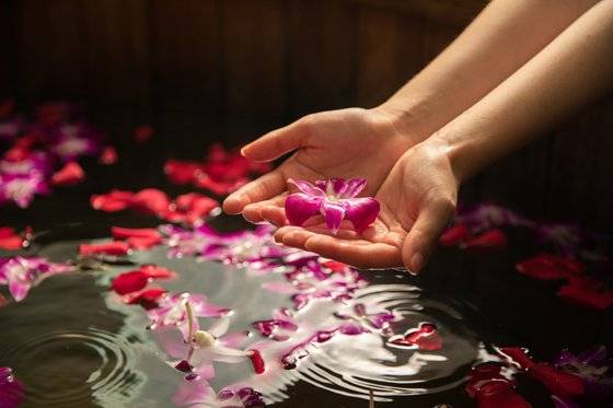 반얀트리 서울의 로맨틱 프로포즈 스파 패키지