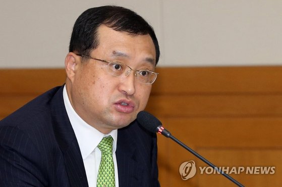 민주당이 범여권 군소정당과 함께 탄핵소추를 추진하고 있는 임성근 부산고법 부장판사. 연합뉴스