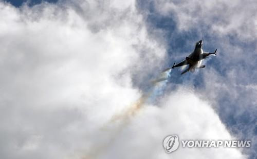 터키 공군의 F-16C 블록40 전투기 [EPA=연합뉴스 자료사진]