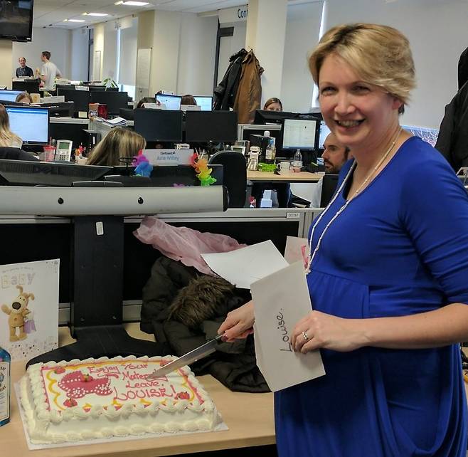 루이즈 오셔는 CEO로 승진하기 직전에 출산휴가를 갔다