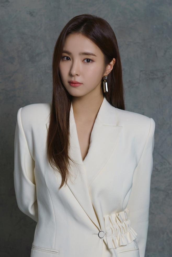신세경