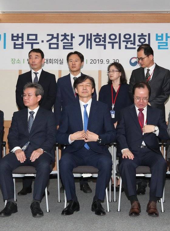 2019년 9월 조국 법무부 장관은 이탄희 의원(당시 변호사)를 제2기 법무·검찰 개혁위원으로 위촉했다. 이때부터 여권에선 "이탄희가 출마할 것"이라는 말이 돌았다. 강정현 기자
