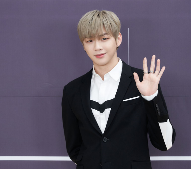 가수 강다니엘이 'PARANOIA'를 통해 힘든 시기를 극복했다고 밝혔다. 커넥트엔터테인먼트 제공