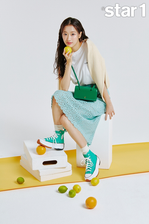 Lee Na-eun, who is active in various fields such as music, acting, and entertainment, performed the April issue of At Style.In this shoot, Lee Na-eun completed a colorful picture with a spring energy and a distinctive Barbie doll-like charm.Lee Na-eun is immersed in shooting SBS Taxi which will be broadcasted on April 9th.He challenged Hacker in this work, and he said, I played the role of Lee Je-hoon, who plays the role of Taxi knight, as the eyes and ears of senior.Lee Na-eun, famous for Lee Je-hoons steam fan, said in a comment on his feelings that he was breathing together in this work, I feel virtuous.I am very helpful for taking care of me kindly. He is an April official center and collects big topics for each direct cam image. Lee Na-eun, called direct cam goddess and inquiry number goddess.I have never been on stage and I have never been on stage, he said. When I do not know, I naturally stood on stage, but it becomes a topic, so I become conscious and burdened.Lee Na-eun, who has a slim figure but is showing off the aspect of a big eater through various entertainments, said, It seems to be a fat-free constitution.I am so interested in food. I have a delicious nighttime eating after work. Unlike Baby Face, who seems to be unable to drink a drink, he also revealed an unexpected amount of alcohol: I drink a bottle and a half in a bottle of shochu.Beer is full and I drink soju neatly. Meanwhile, Lee Na-euns more pictorial and interviews can be found in the March issue of Star & Style Magazine At Style 2021.