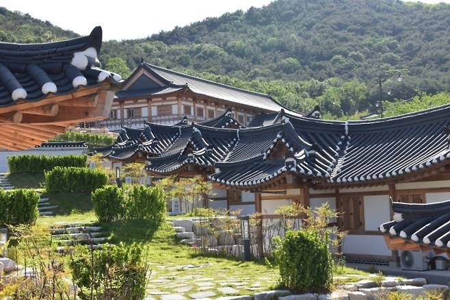 화랑마을 육부촌 전경. 경주시 제공