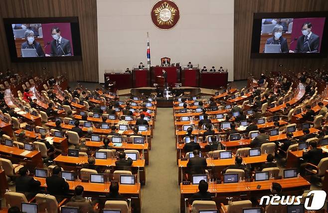 국회 본회의./뉴스1 © News1 신웅수 기자