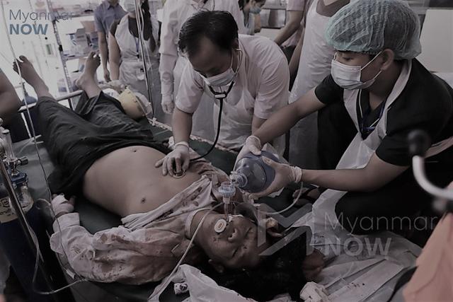 지난달 28일 미얀마 만달레이에서 총상을 입은 시위대가 응급 치료를 받고 있다. 미얀마나우 캡처