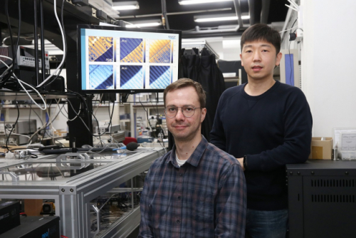 KAIST 전기및전자공학부 장민석(사진 오른쪽) 교수와 세르게이(″ 왼쪽) 박사. 사진제공=KAIST