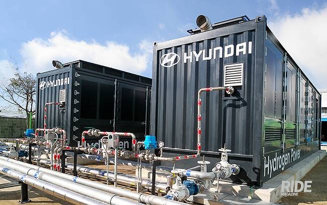 현대차 역시 넥쏘의 수소연료전지 모듈을 기반으로 한 1MW급 발전 시스템을 선보인 바 있다