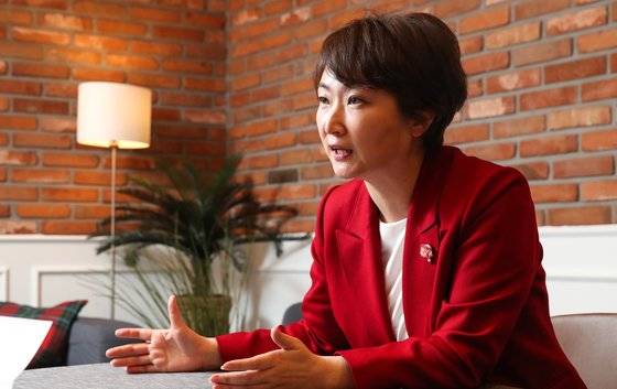 이언주 전 국민의힘 의원은 23일 중앙일보 인터뷰에서 “흠결 없는 후보가 본선 경쟁력이 있는 후보”라고 말했다. 우상조 기자