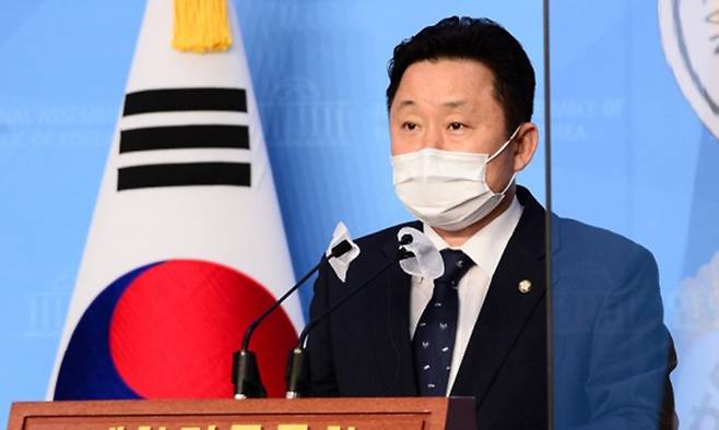 최인호 수석대변인. 연합뉴스