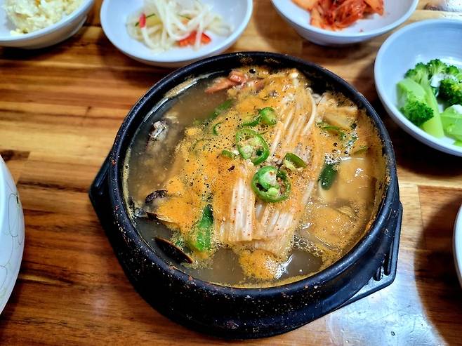 순옥이네명가 전복뚝배기