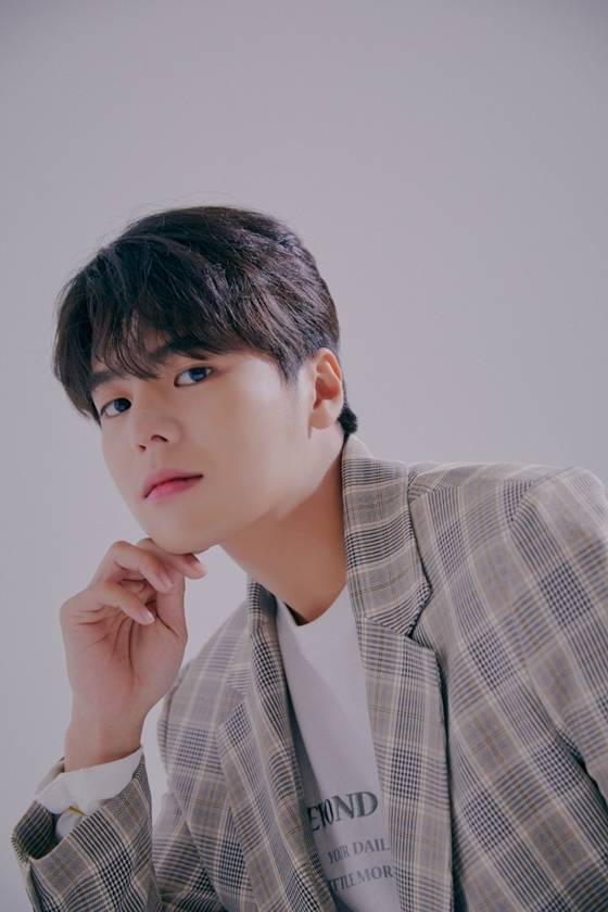 KBS 2TV 주말드라마 '오! 삼광빌라!'에서 이라훈 역을 맡은 배우 려운/사진제공=럭키컴퍼니